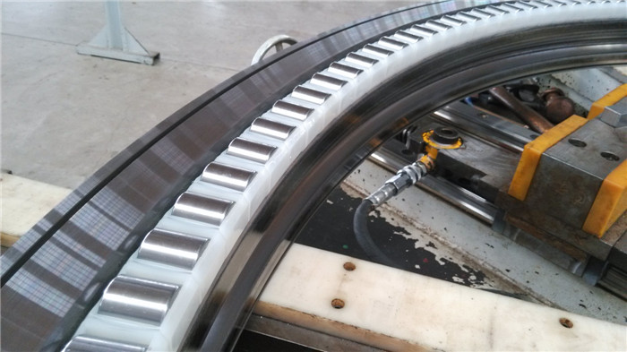 球柱結合式回轉支承順利下線